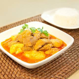Curry Beef Brisket w/ Rice 咖喱牛仔腩飯